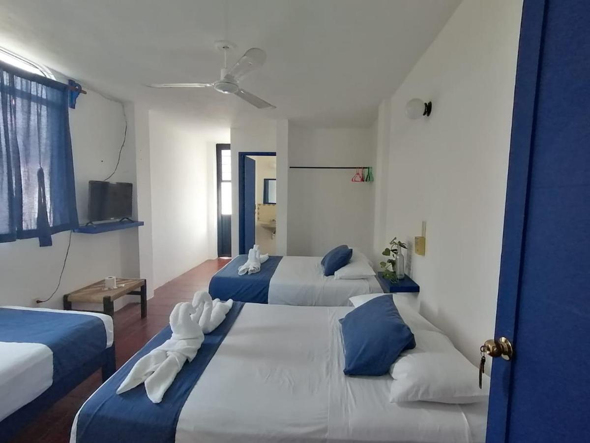 Hotel & Hostal Mayflower Puerto Escondido  Bagian luar foto